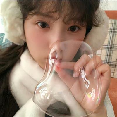 谜一样的双眼